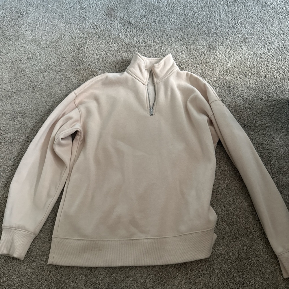 Forever 21 Cream Sweatshirt Classic Minimalist Design